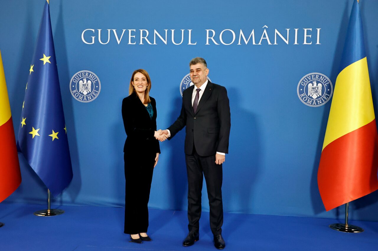 Premierul Marcel Ciolacu o felicită pe Roberta Metsola: ,,Guvernul României este pregătit să continue cooperarea”