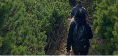 Diana Maria avea doar 19 ani si abia absolvise liceul. Aceasta a fost ucisă de urs pe traseul Jepii Mici, chiar sub privirile iubitului / Sursa foto: Observator News