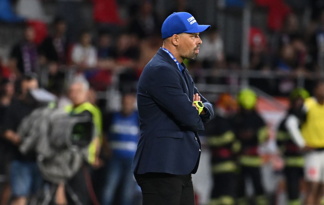 Corvinul Hunedoara s-a impus clar cu Paksi, 4-0, în preliminariile Europa LEAGUE. Ce spune antrenorul Florin Maxim