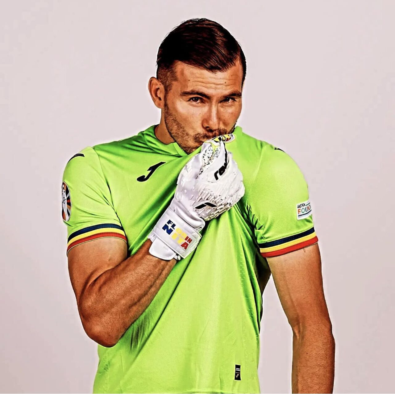 Portarul naționalei de fotbal a României, „Cetățean de Onoare” în ILFOV/Florin NIȚĂ a primit distincția de Ziua Imnului