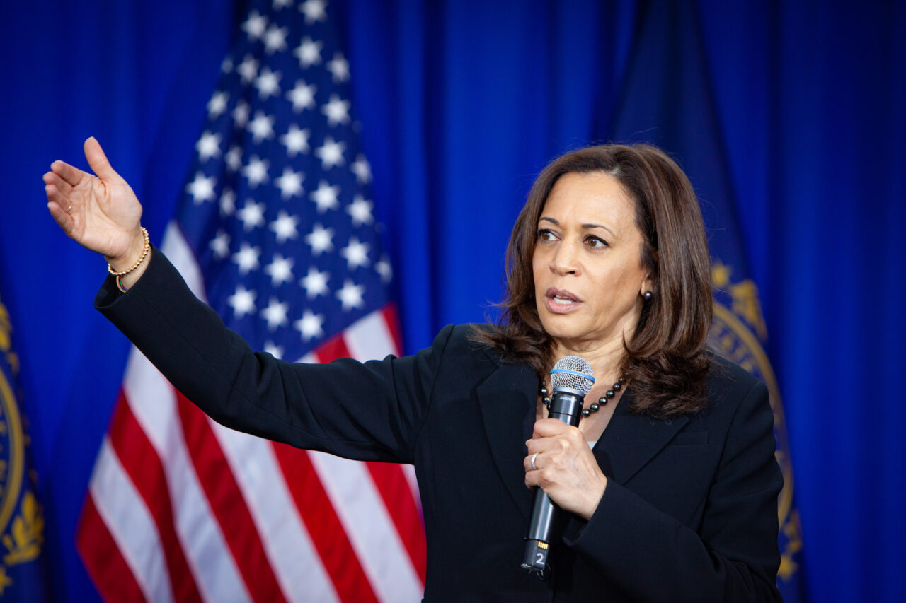 ALEGERI în SUA. Cine este vocea puternică din Partidul Democrat care nu și-a anunțat sprijinul pentru Kamala Harris/Cum votează filialele