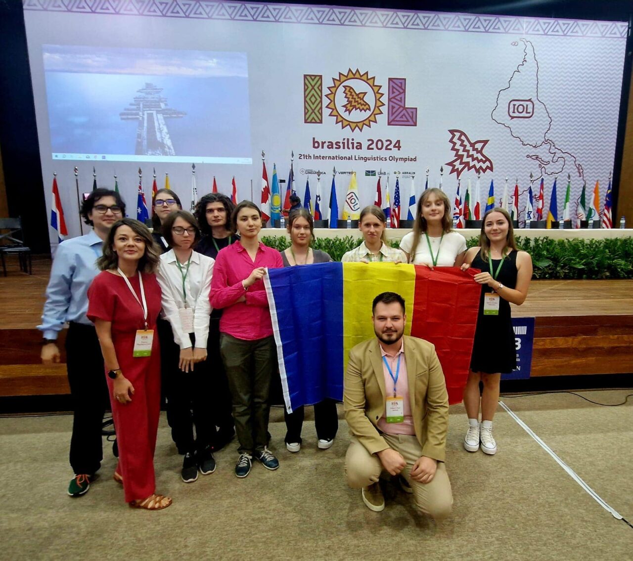 Elevii români au strălucit la Olimpiada Internațională de Lingvistică din Brazilia: S-au întors acasă cu cinci medalii, dintre care una de AUR