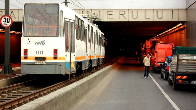 Unele pasaje rutiere din Capitală sunt adevărate bombe cu ceas. Trei dintre ele au fost încadrate deja în categoria maximă de RISC SEISMIC