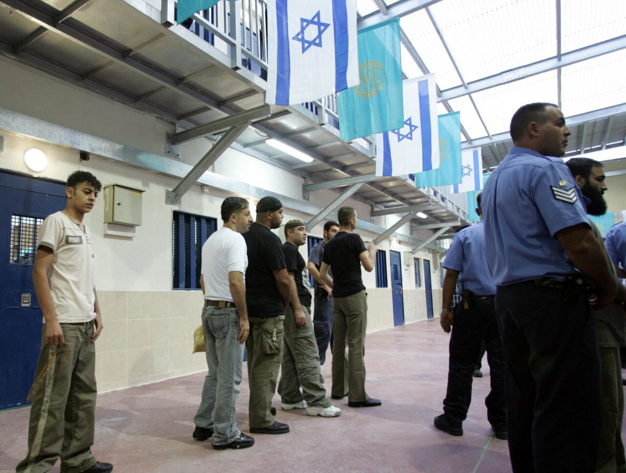 Palestinienii arestați în GAZA au fost torturați în ISRAEL. Guvernul Netanyahu neagă RELELE tratamente aplicate deținuților
