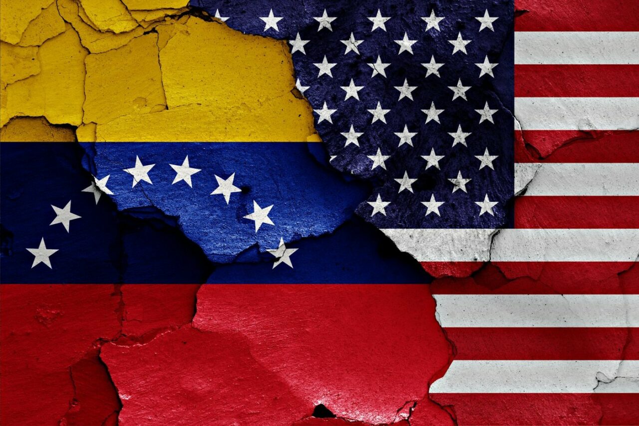 Venezuela a reluat dialogul diplomatic cu Statele Unite. Washingtonul ridică o parte din SANCȚIUNI în schimbul unor promisiuni