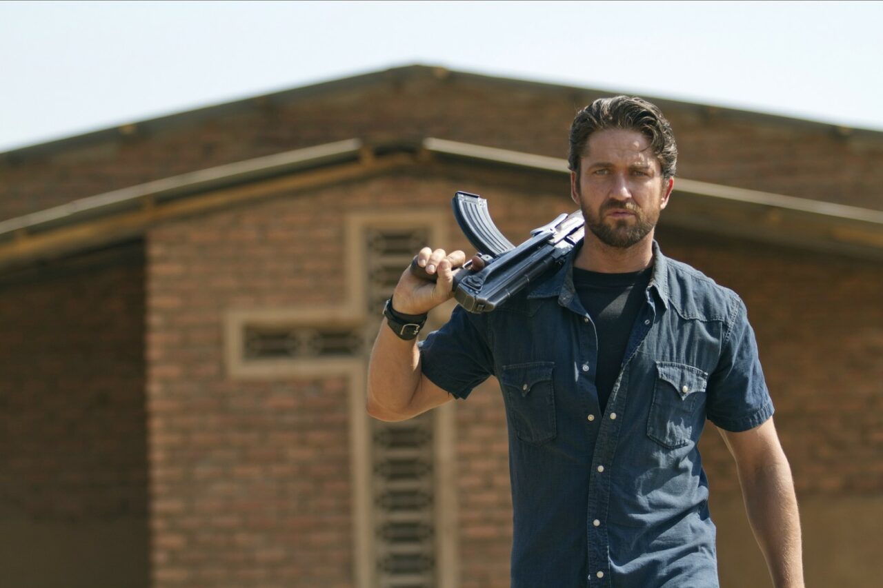 Gerard Butler și-a găsit marea DRAGOSTE în brațele unui model cu 25 de ani mai tânără ca el. Femeia e pasionată de sporturi extreme și mașini de curse