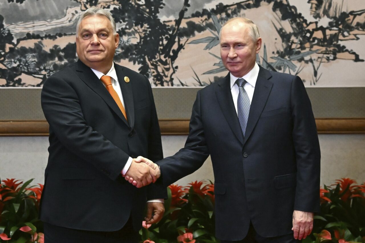 Viktor Orban a ajuns în Rusia, unde se va întâlni cu Vladimir Putin. Liderul de la Budapesta, CRITICAT la nivel european pentru vizită