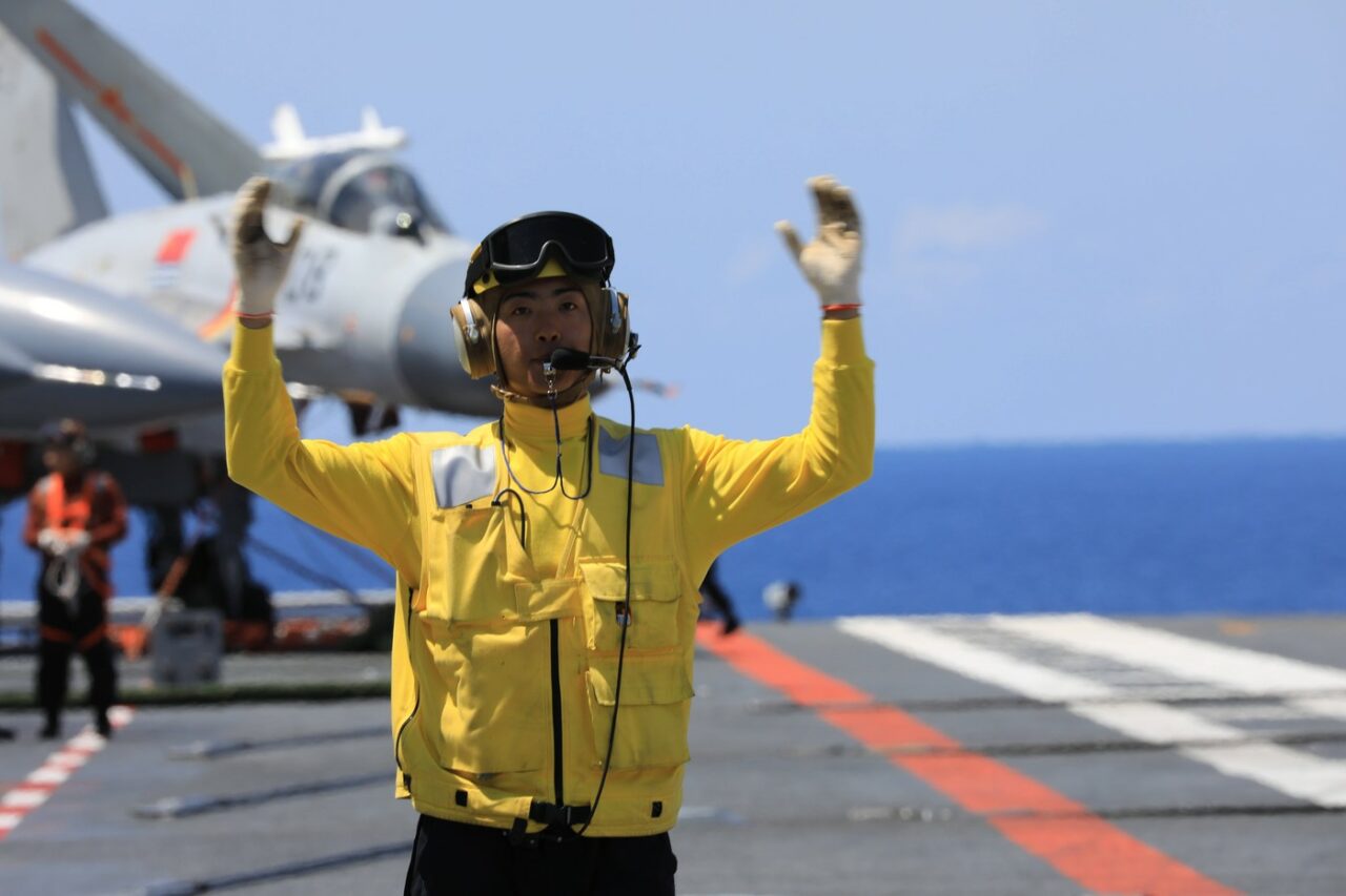 China desfășoară flota de PORTAVIOANE în Pacific. Concomitent, avioane ruso-chineze se apropie de SUA