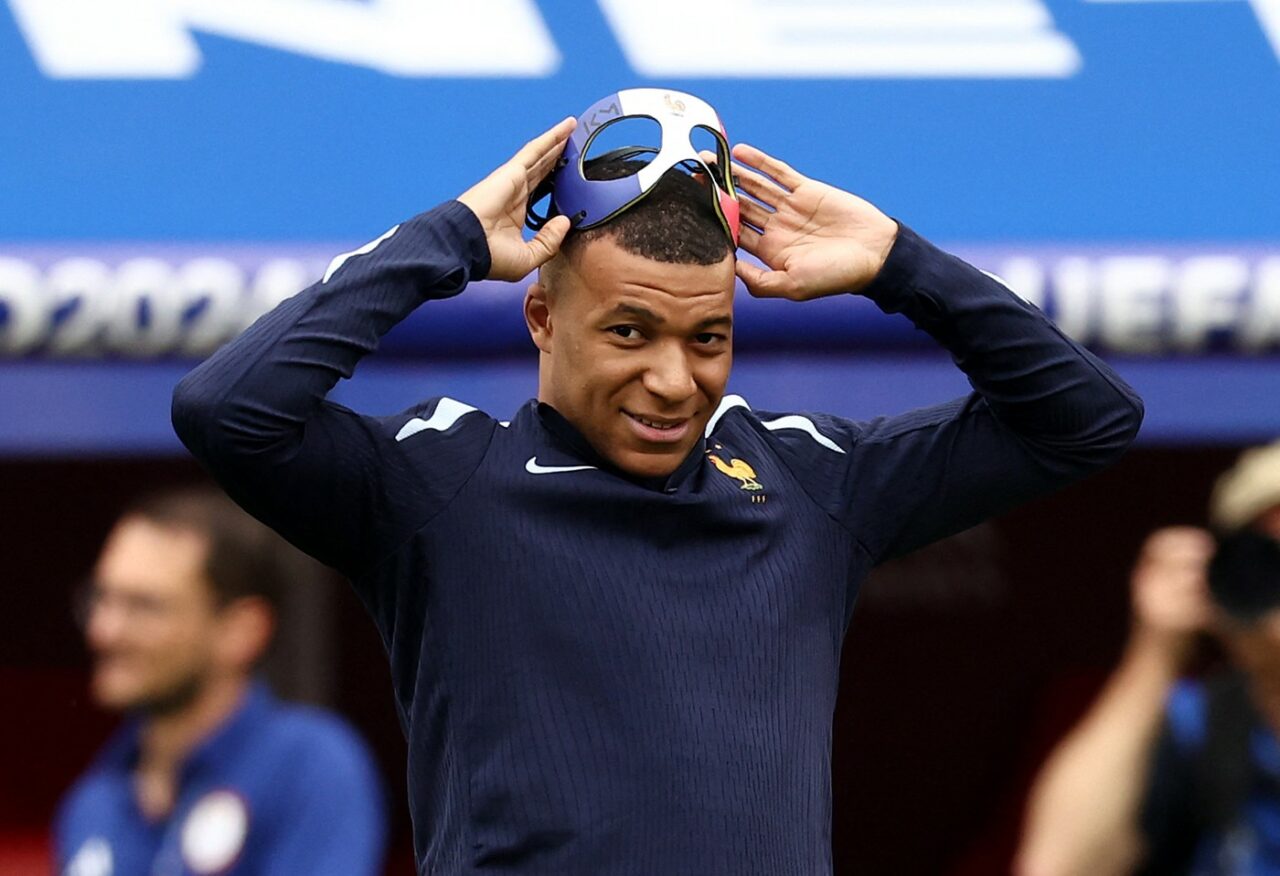 Căpitanul naționalei Franței, Mbappe, cheamă francezii să voteze împotriva EXTREMIȘTIOR: „Rezultatele primului tur sunt catastrofale. E urgent!”