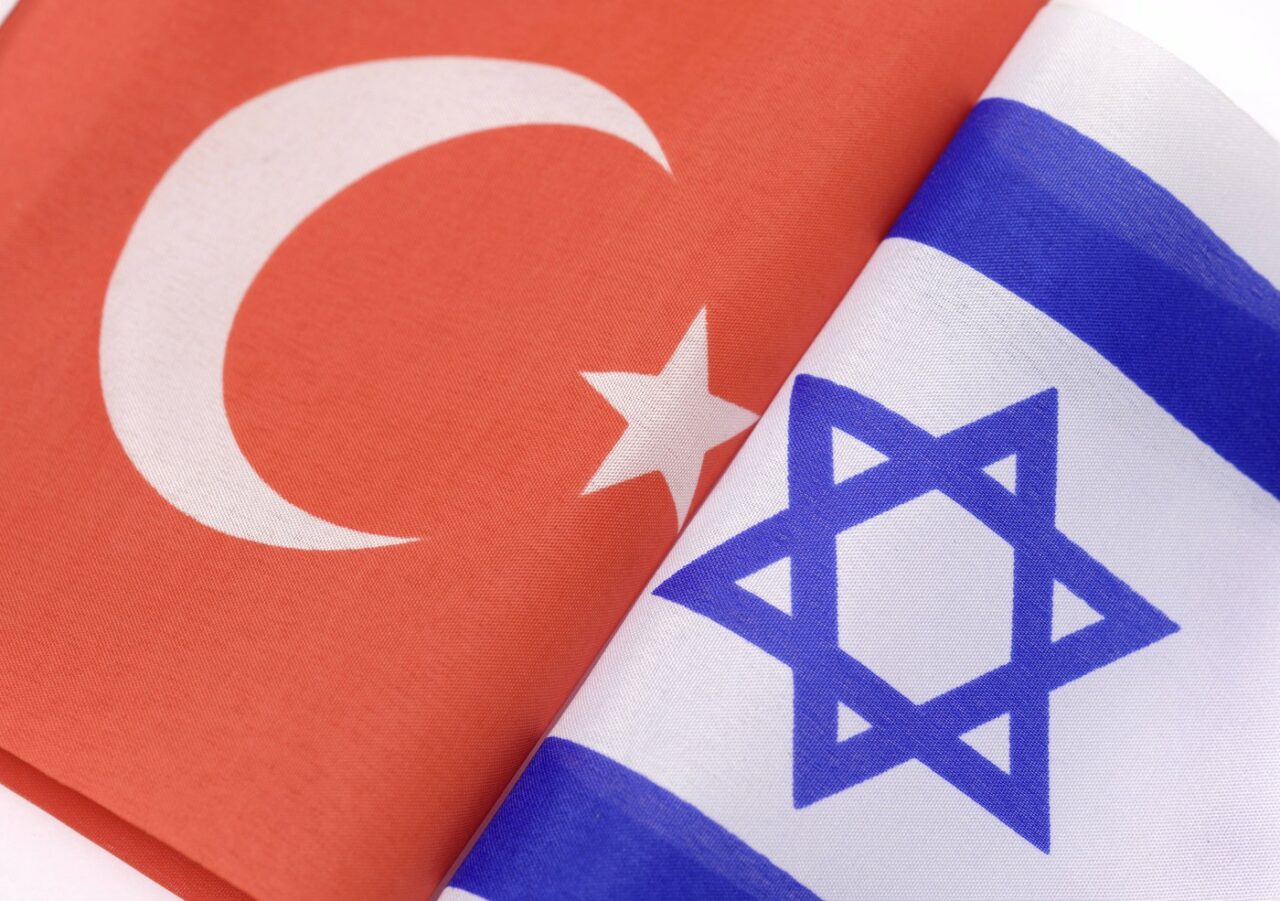 Contre Ankara – Tel Aviv. Înalt oficial turc: „Israelul încearcă să ascundă crimele de război din GAZA” / „Genocid în desfășurare în Palestina”