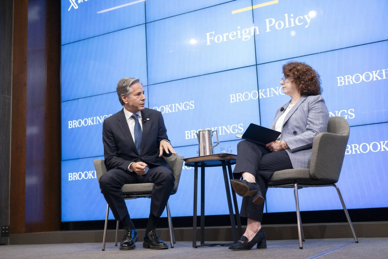 Blinken îl apără pe BIDEN: A consolidat alianțele și a restabilit încrederea în rolul SUA, pe fondul riscurilor generate de Rusia și China