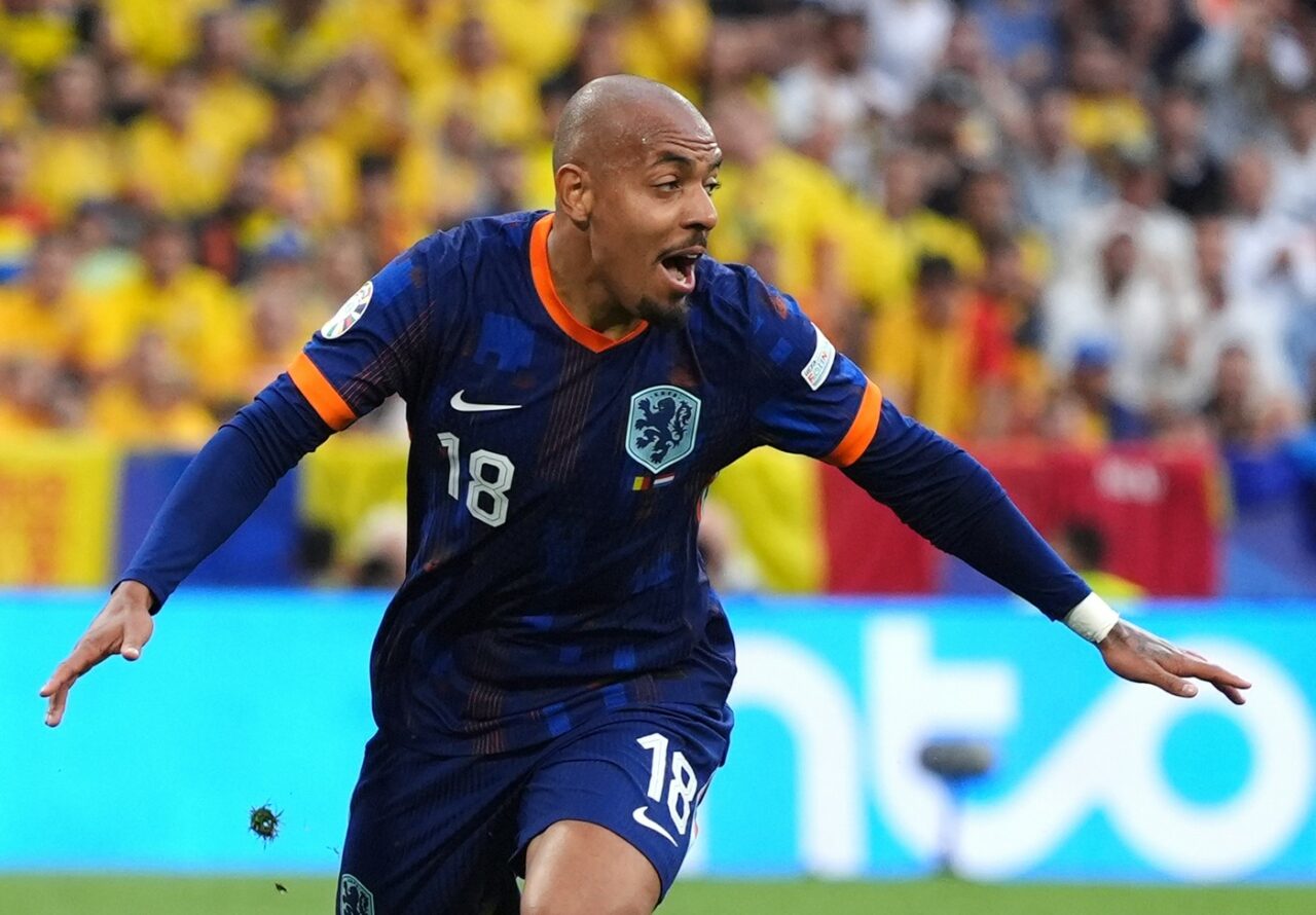 Olandezul Donyell Malen înscrie de două ori și partida se încheie cu 3-0 pentru Olanda. Sursa Foto: Profimedia 