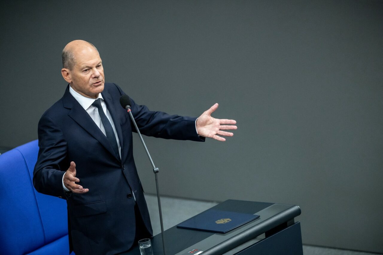 Scholz promite REFORME economice în parlamentul federal. „Motorul ecomomiei europene” va demara în trombă din 2025