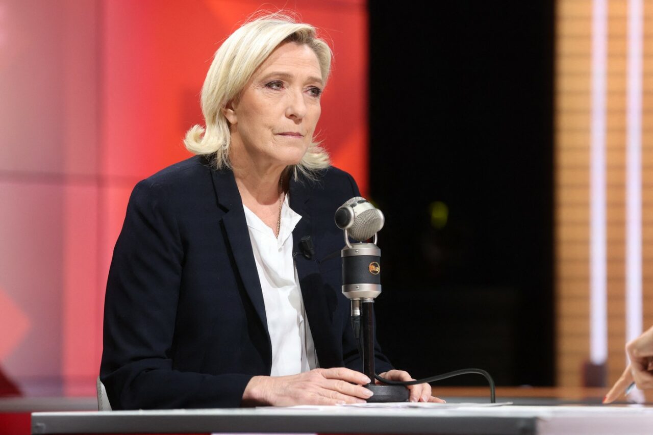 Le Pen respinge felicitările Moscovei: „Nu mă simt RESPONSABILĂ pentru provocările lansate de ruși împotriva Franţei”