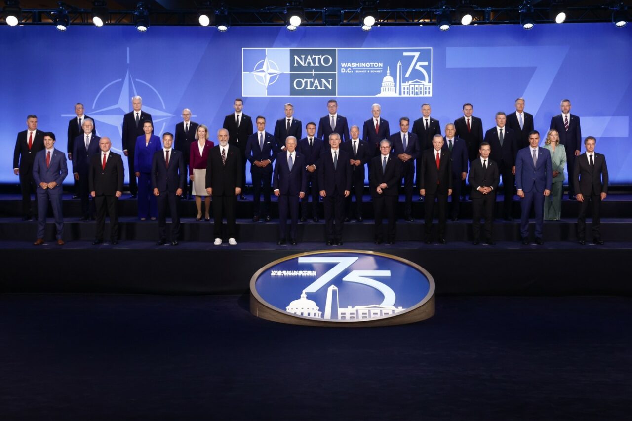BIDEN cere investiții în apărarea NATO, în contextul riscurilor generate de RUSIA /”Putem și vom apăra fiecare centimetru pătrat al teritoriului”