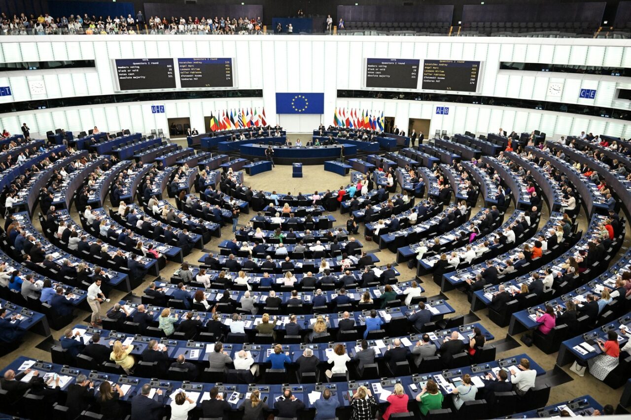 Parlamentul European CONDAMNĂ vizita lui Viktor Orban în Rusia și reafirmă sprijinul pentru Ucraina