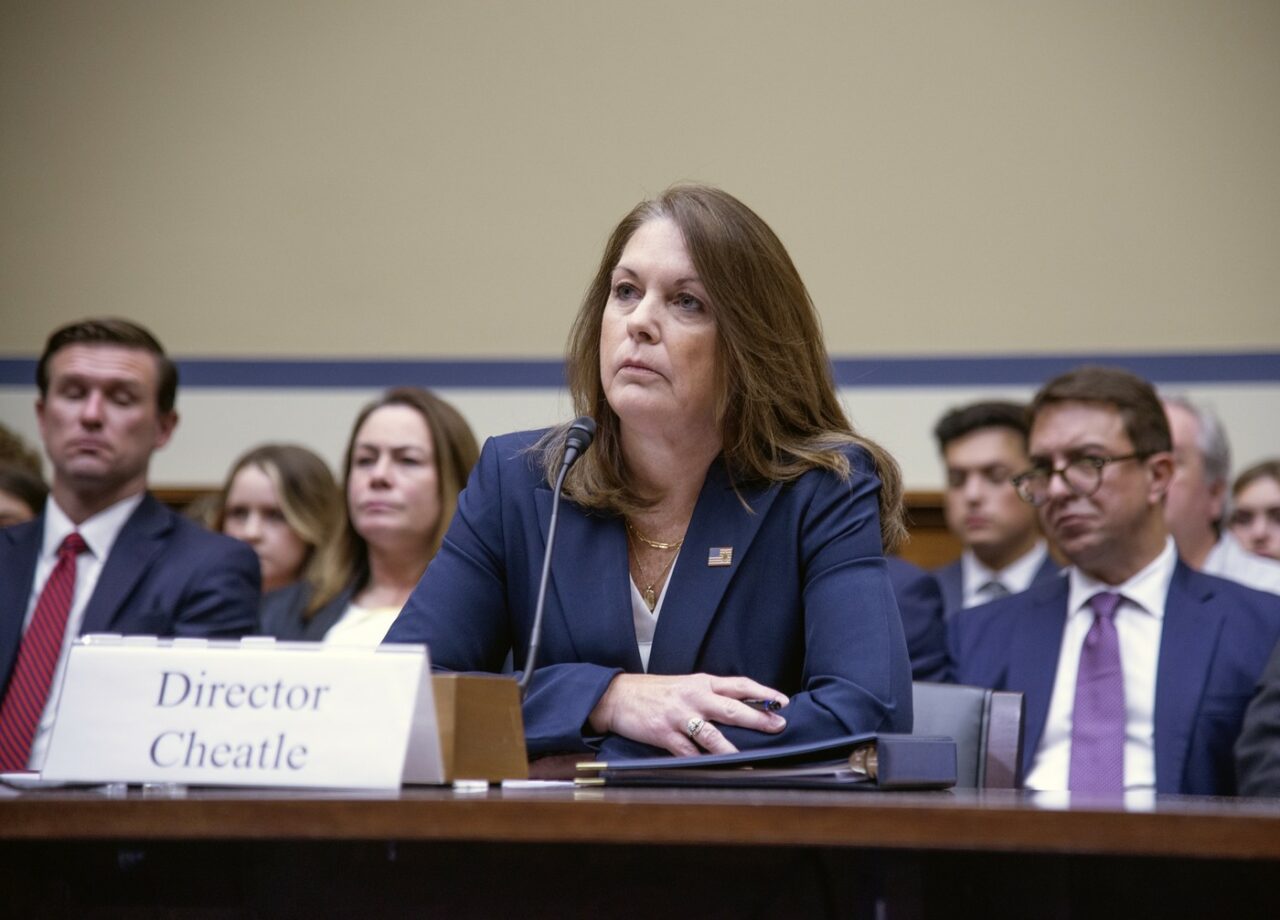 Directorul Secret Service a decis să DEMISIONEZE, pe fondul criticilor după atacul care l-a vizat pe Trump