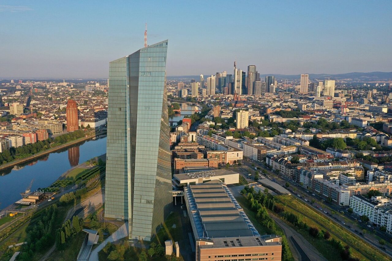 Bloomberg: BCE va putea reduce dobânzile în ZONA EURO, dacă nu apar surprize neplăcute /Președintele Bundesbank: Deciziile nu sunt luate ”automat”