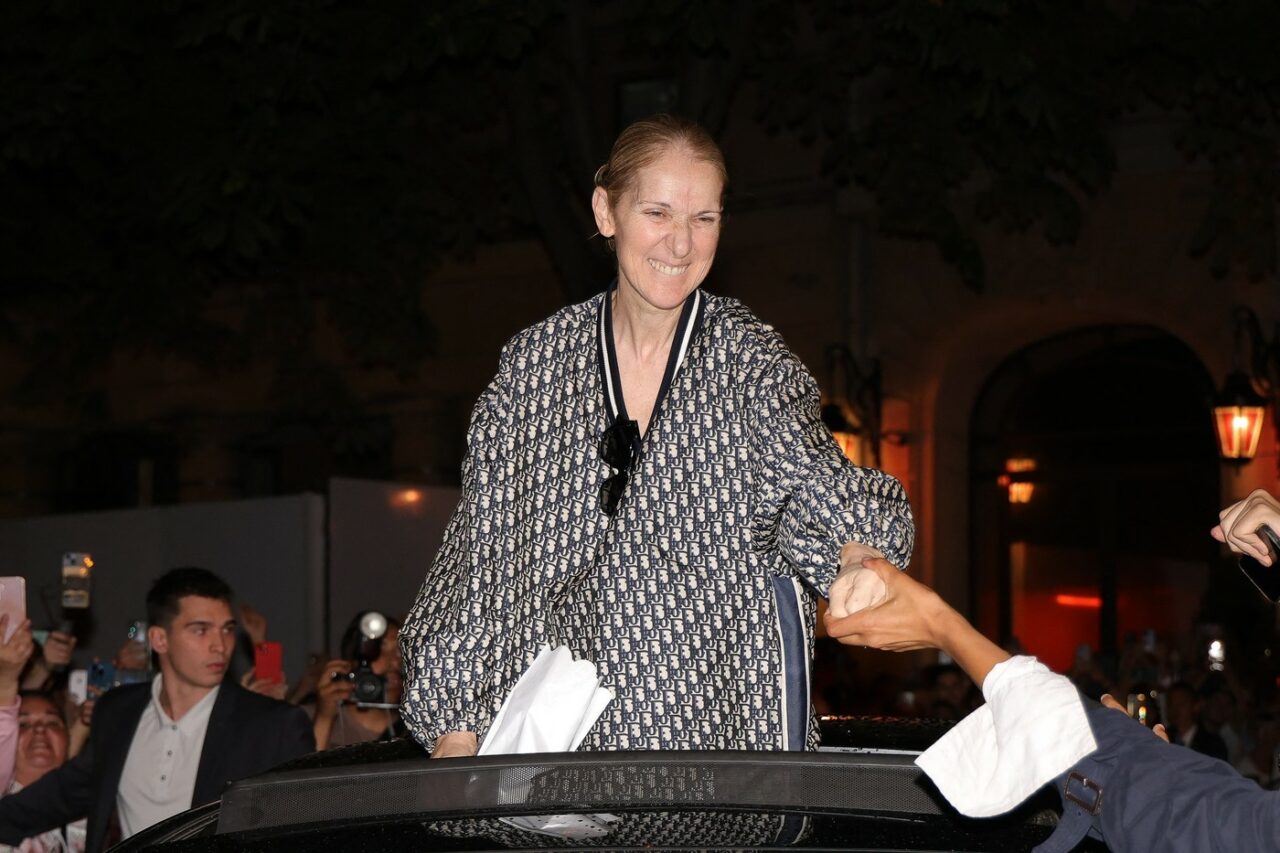 Cum arată Celine Dion ACUM după boala incurabilă de care suferă? Cântăreața va concerta pe scena Jocurilor Olimpice de la PARIS