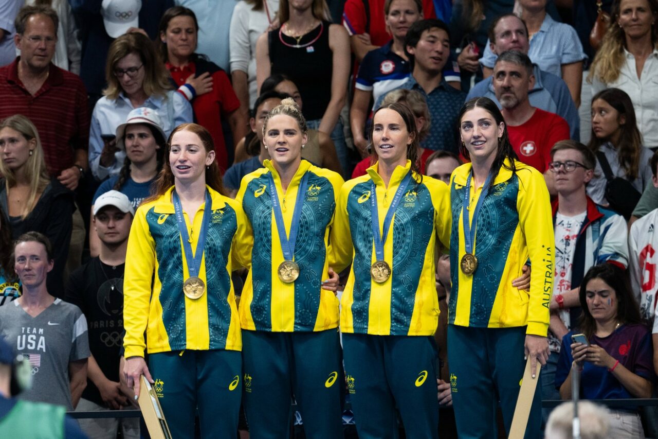 Comentator olimpic, CONCEDIAT pentru o remarcă sexistă la adresa echipei feminine de înot a Australiei, care a câștigat medalia de aur