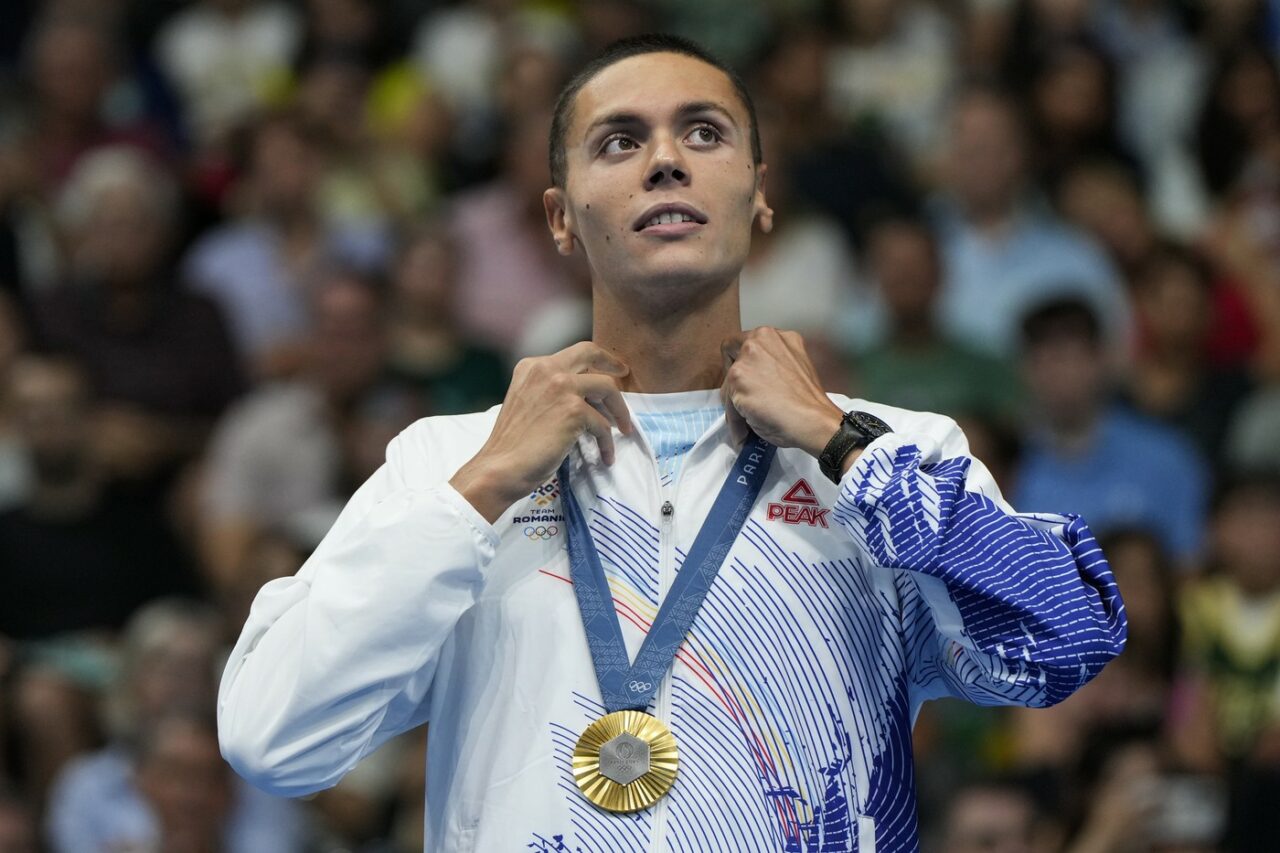 „Mica AVERE” pe care o câștigă David Popovici după succesul istoric de la Jocurile Olimpice. La cât se ridică mare premiu pentru aurul olimpic