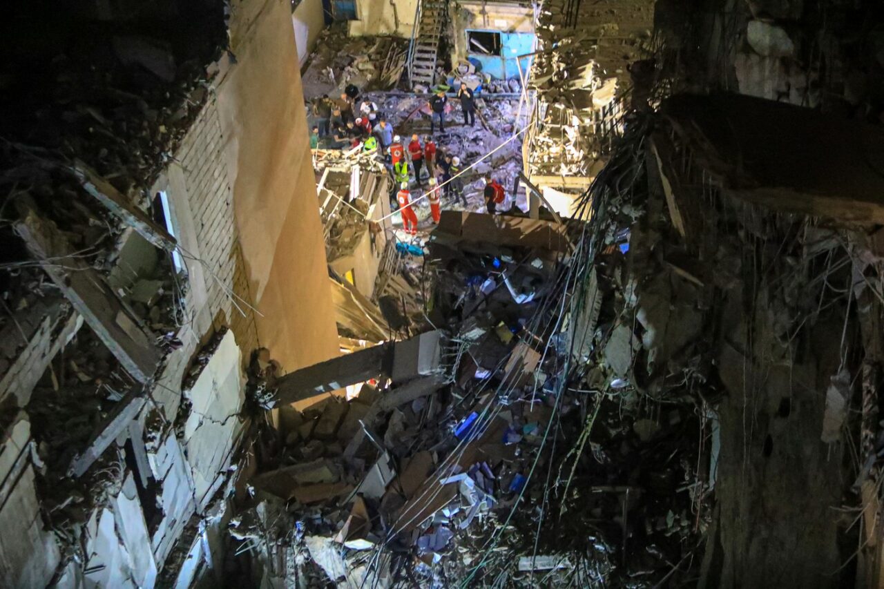 TAROM suspendă zborurile către Liban, MAE alertează călătorii. Imagini de la Beirut după bombardamentul israelian
