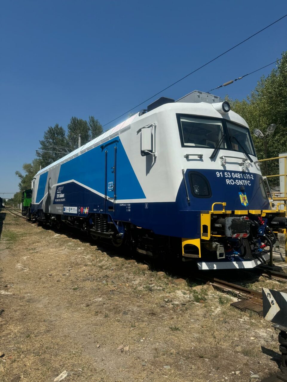 Prima LOCOMOTIVĂ electrică modernizată cu fonduri prin PNRR. Va fi pusă în circulație anul acesta