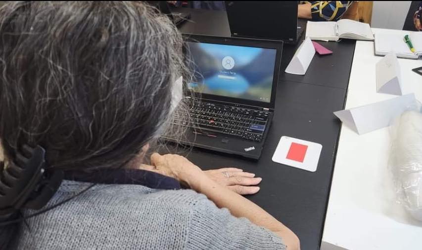 EDUCAȚIE digitală pentru seniorii României. CURSURI gratuite pentru pensionari, organizate lunar de Primăria Capitalei. Anunțul lui Nicușor Dan