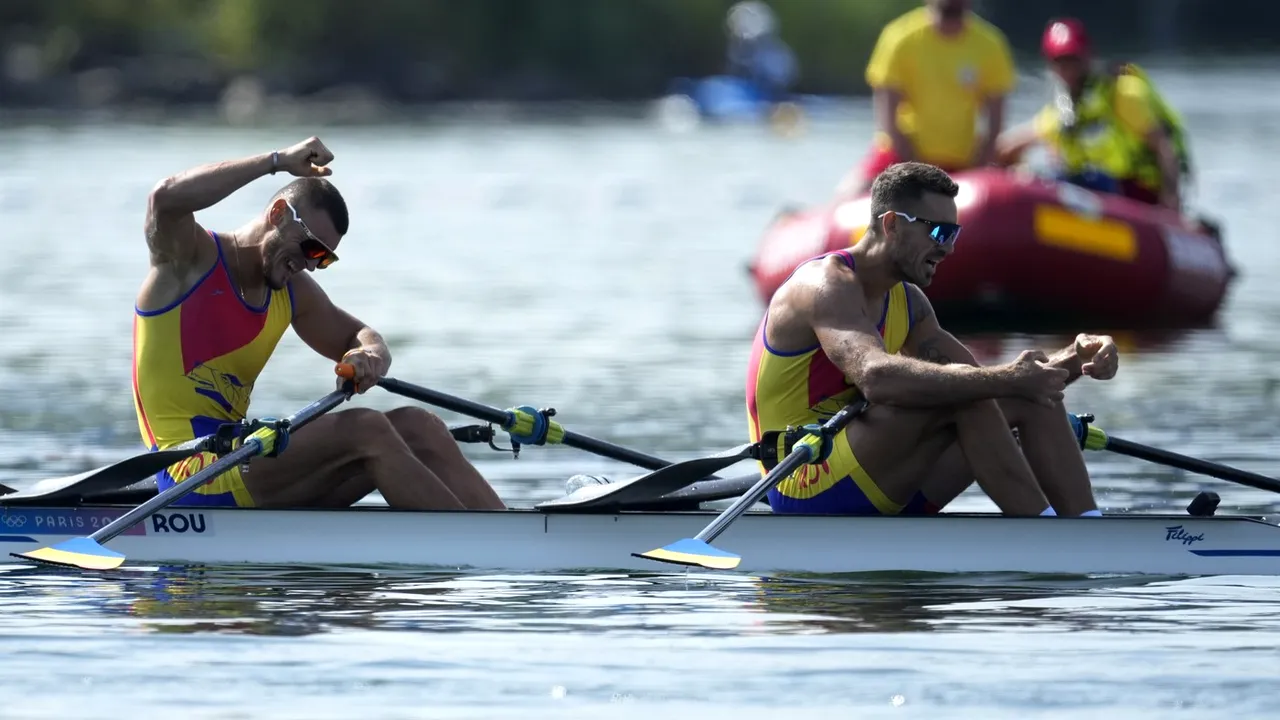 JO de la Paris: Două medalii pentru România la canotaj. Sportivii Marian Florian Enache şi Andrei Sebastian Cornea câștigă AURUL