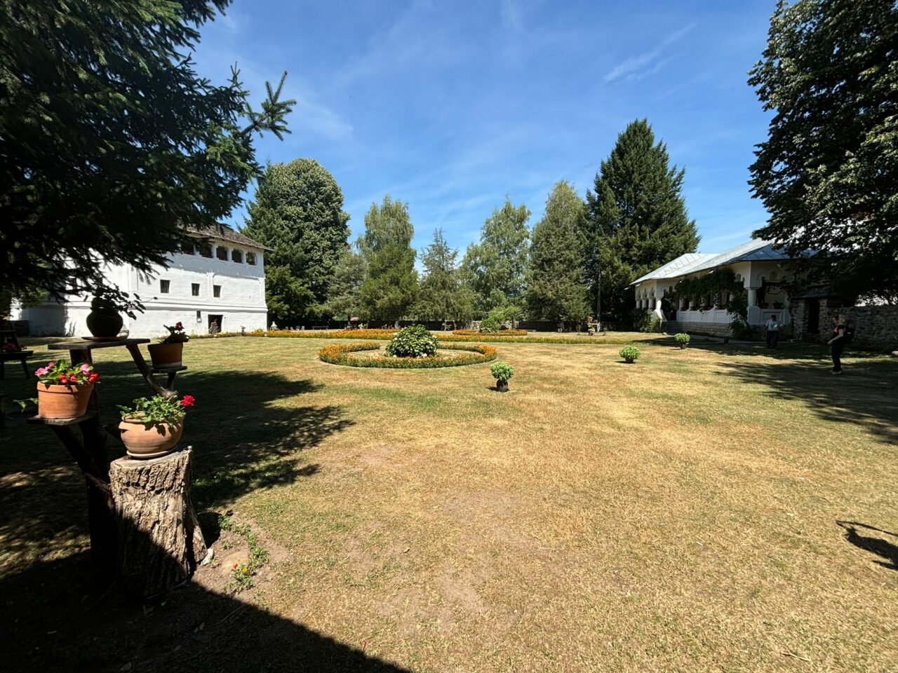 Cum se apăra mica boierime din Oltenia și vestul Munteniei. Complexul muzeal Măldărești și Casa Cartianu, obiective de neratat pe RUTA CULELOR