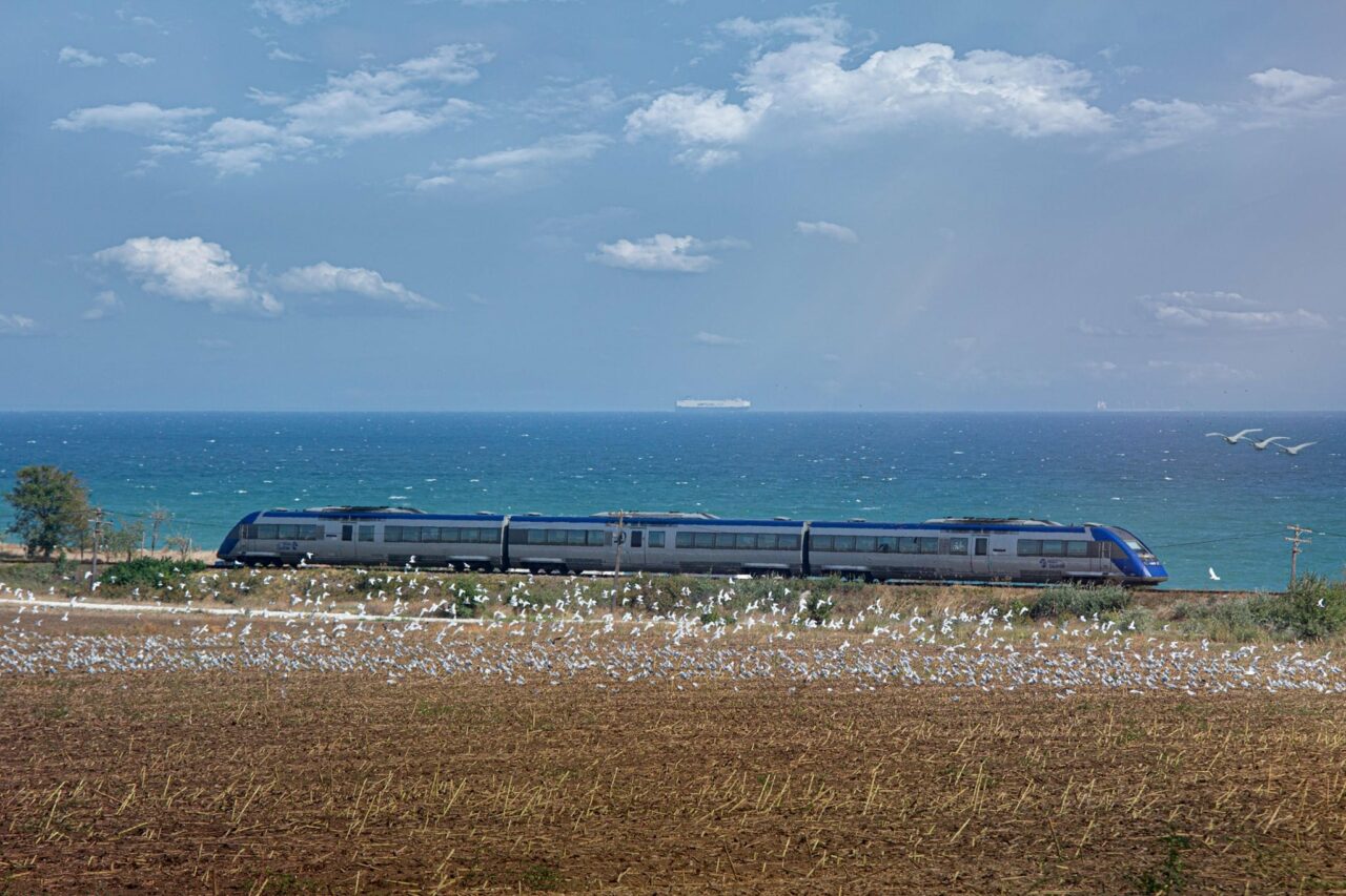 Doi ofertanți pentru electrificarea căii ferate CONSTANȚA-MANGALIA/43 km urmează să fie reabilitați cu peste un MILIARD de lei
