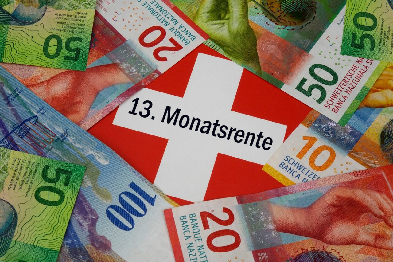 Elveția vrea să majoreză nivelul TVA pentru a putea susține creșterea PENSIILOR. Riscul de a stimula INFLAȚIA este ridicat