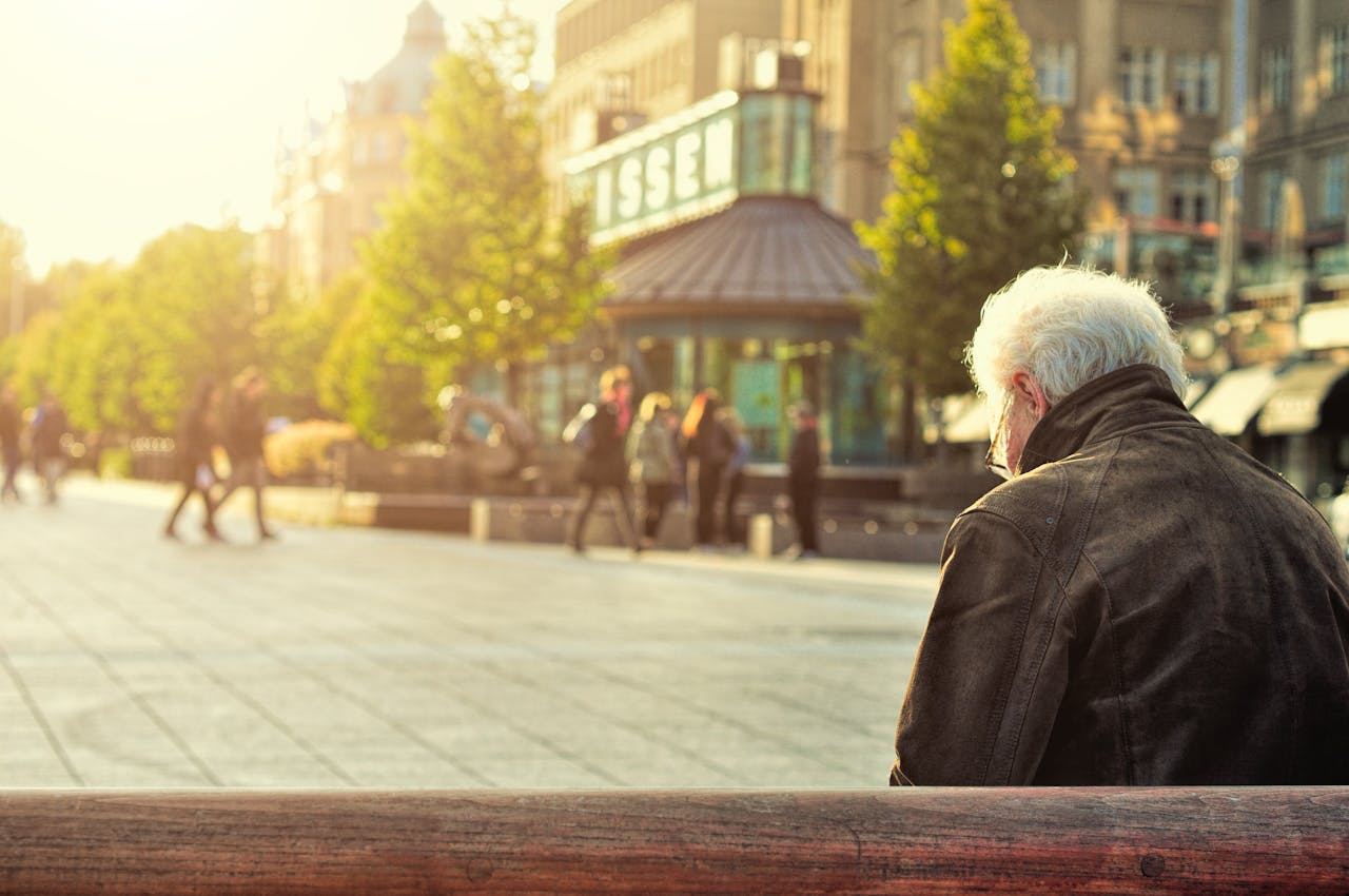 Ce categorii de pensionari vor avea pensiile MAJORATE cu 100%