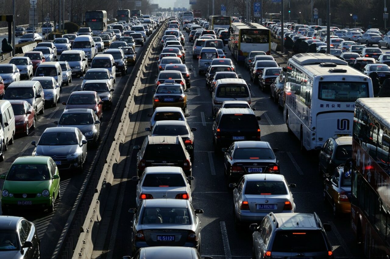 Producătorii auto germani înregistrează pierderi pe piața din CHINA, în contextul creșterii cererii pentru mașini electrice