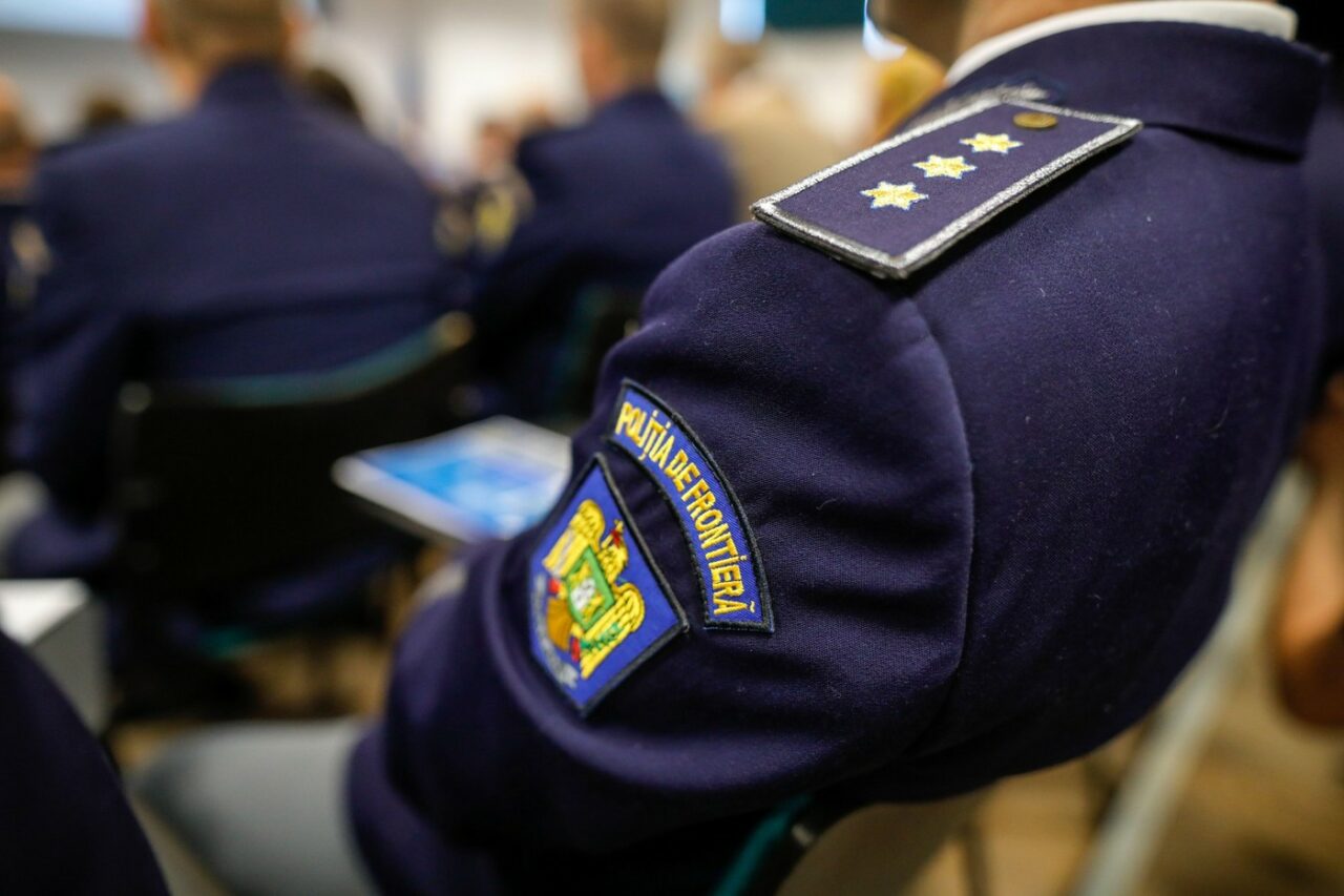 23 de polițiști de frontieră, trimiși în judecată pentru fapte de CORUPȚIE în formă continuată