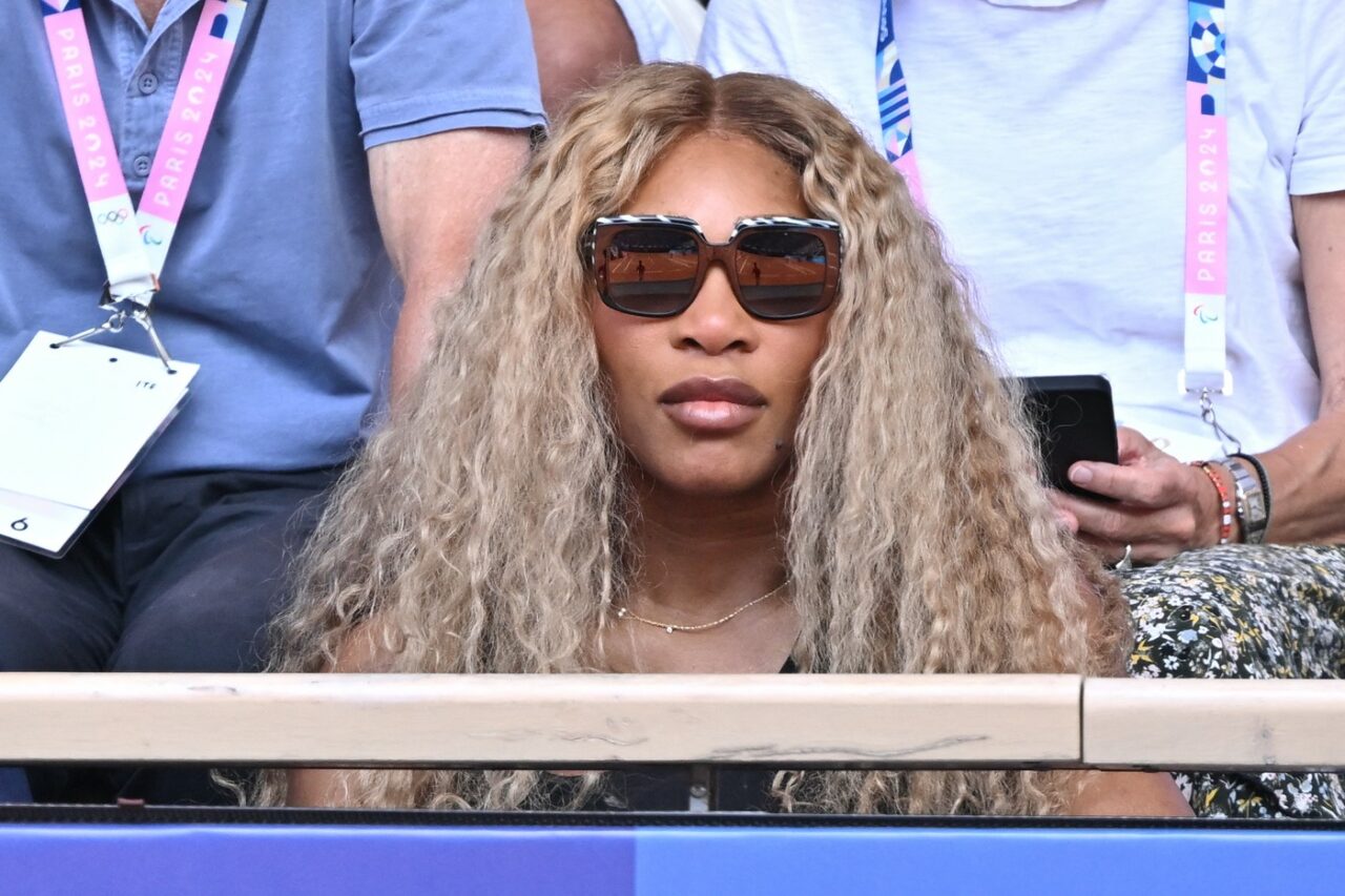 Apar noi detalii după ce Serena Williams a acuzat un restaurant din Paris că nu a primit-o