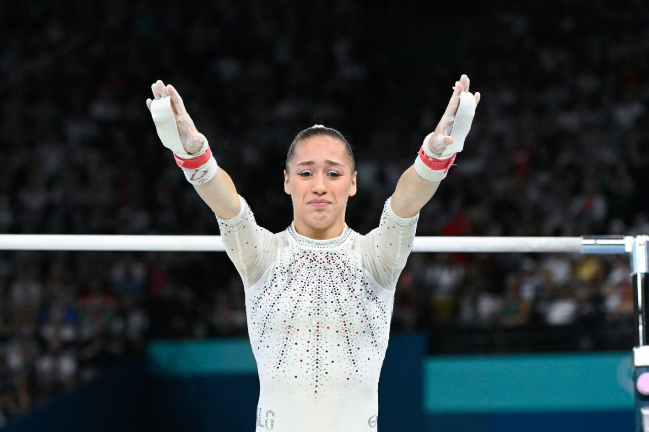 Cine este Kaylia Nemour, prima gimnastă africană care a câștigat o medalie de aur. Legătura surprinzătoare a sportivei cu România