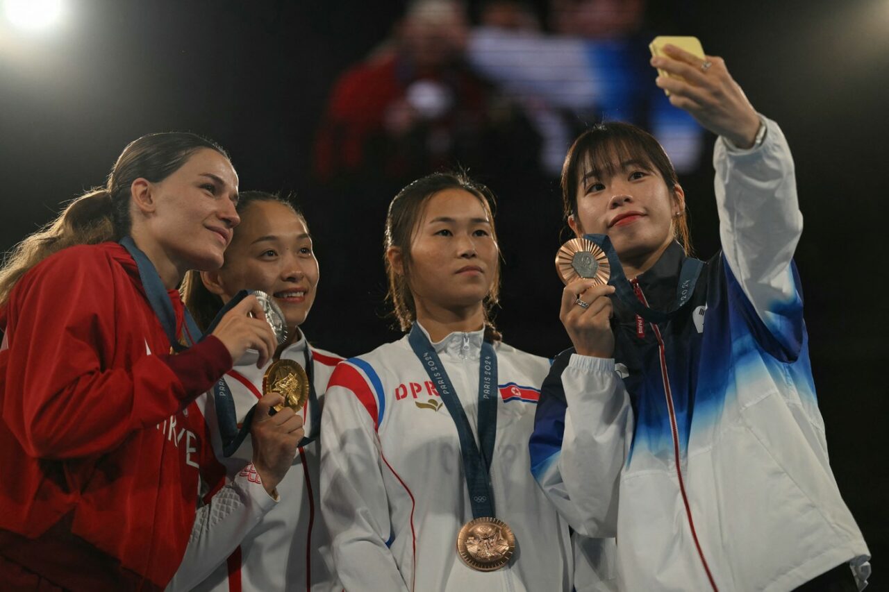 Sportivii nord-coreeni în pericol: Evaluare ideologică după un SELFIE controversat la Jocurile Olimpice de la Paris