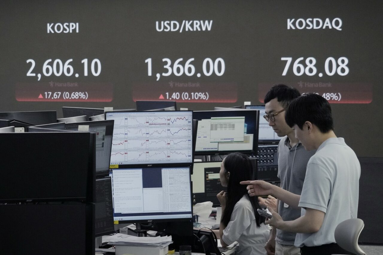 Bloomberg: Directorul UBS atrage atenția asupra ”FRAGILITĂȚII” sistemului economic internațional