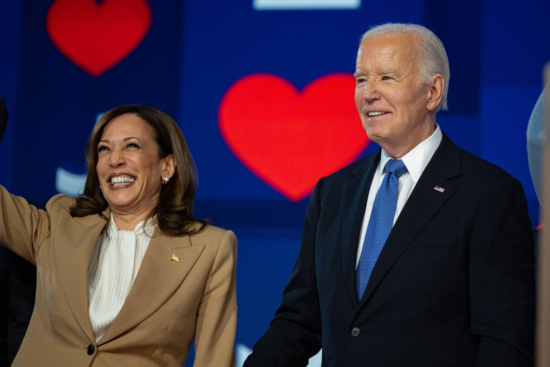 Joe Biden și Kamala Harris, prima apariție comună după pierderea alegerilor