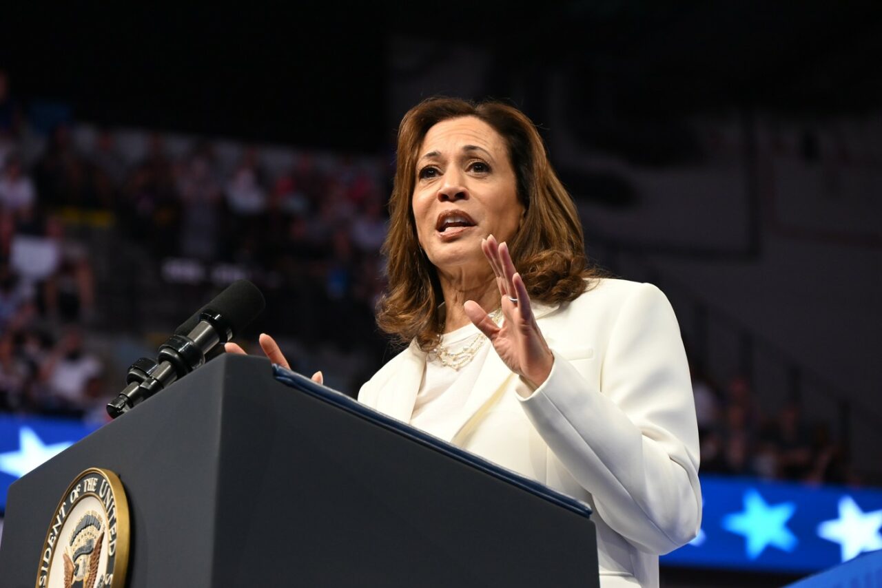 Cum a reacționat Kamala Harris la o nouă tentativă de asasinat asupra lui Donald Trump/FBI anchetează focuri de armă