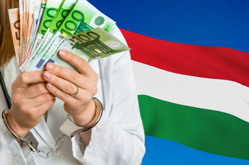 Ungaria schimbă LEGISLAȚIA pentru a intra în posesia FONDURILOR europene. Bruxelles-ul a blocat Budapesta pentru strategia sa ANTICORUPȚIE