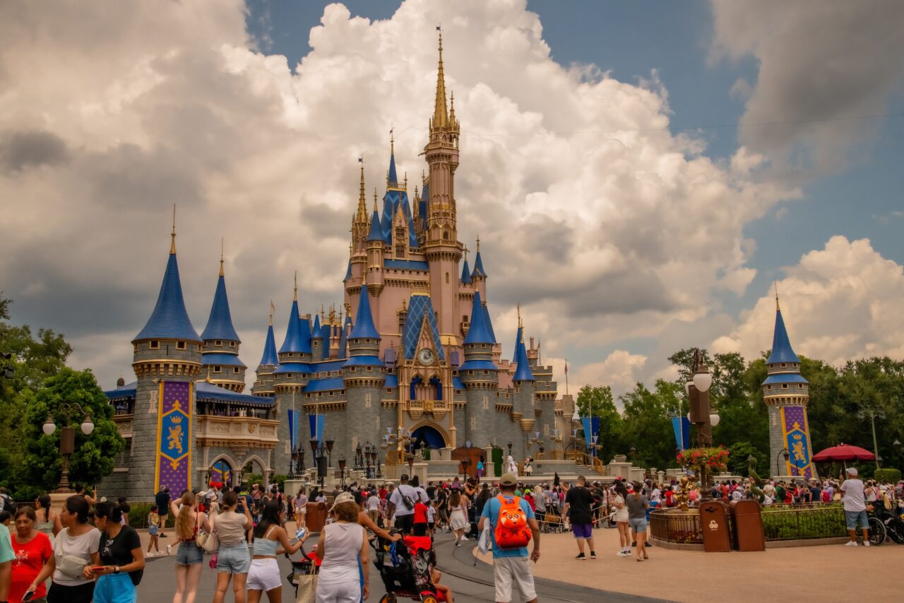 Disney acceptă ca procesul intentat pentru moartea unui vizitator la Disney World să meargă în instanță