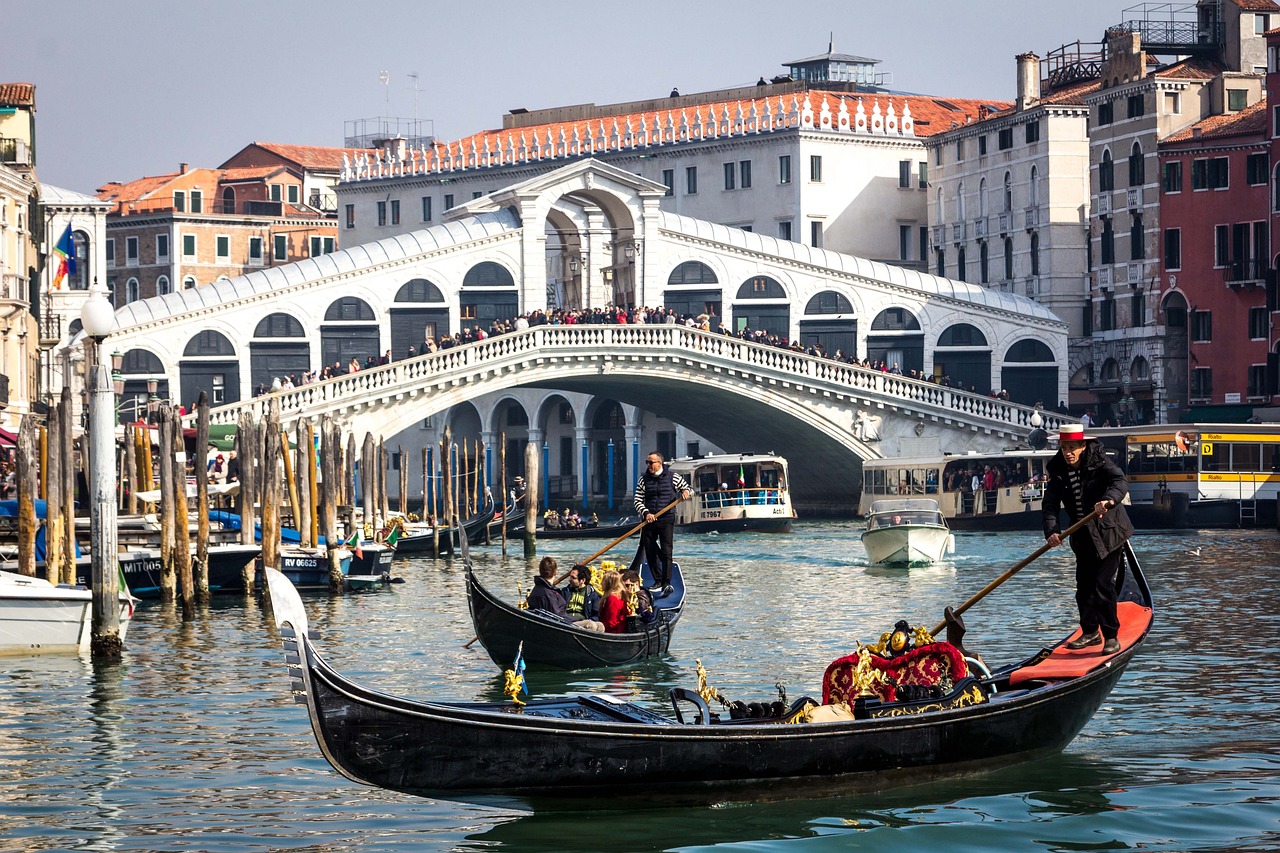 Noi RESTRICȚII pentru turiștii care ajung în Veneția. Ce reguli trebuie respectate