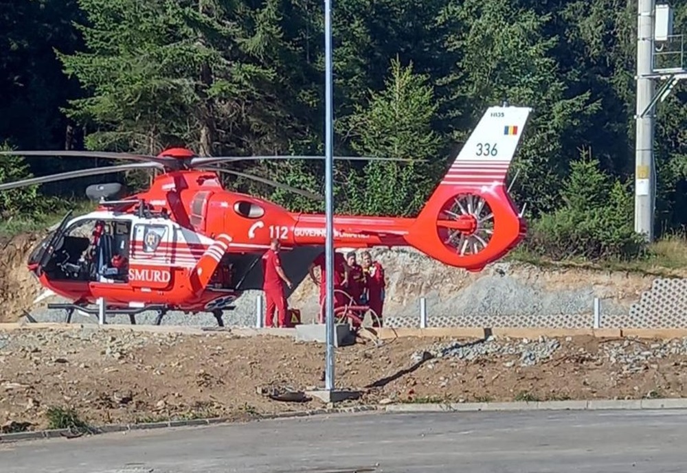 Un tânăr de 20 de ani a MURIT, după ce ATV-ul în care se afla s-a răsturnat într-o râpă din Păltiniș