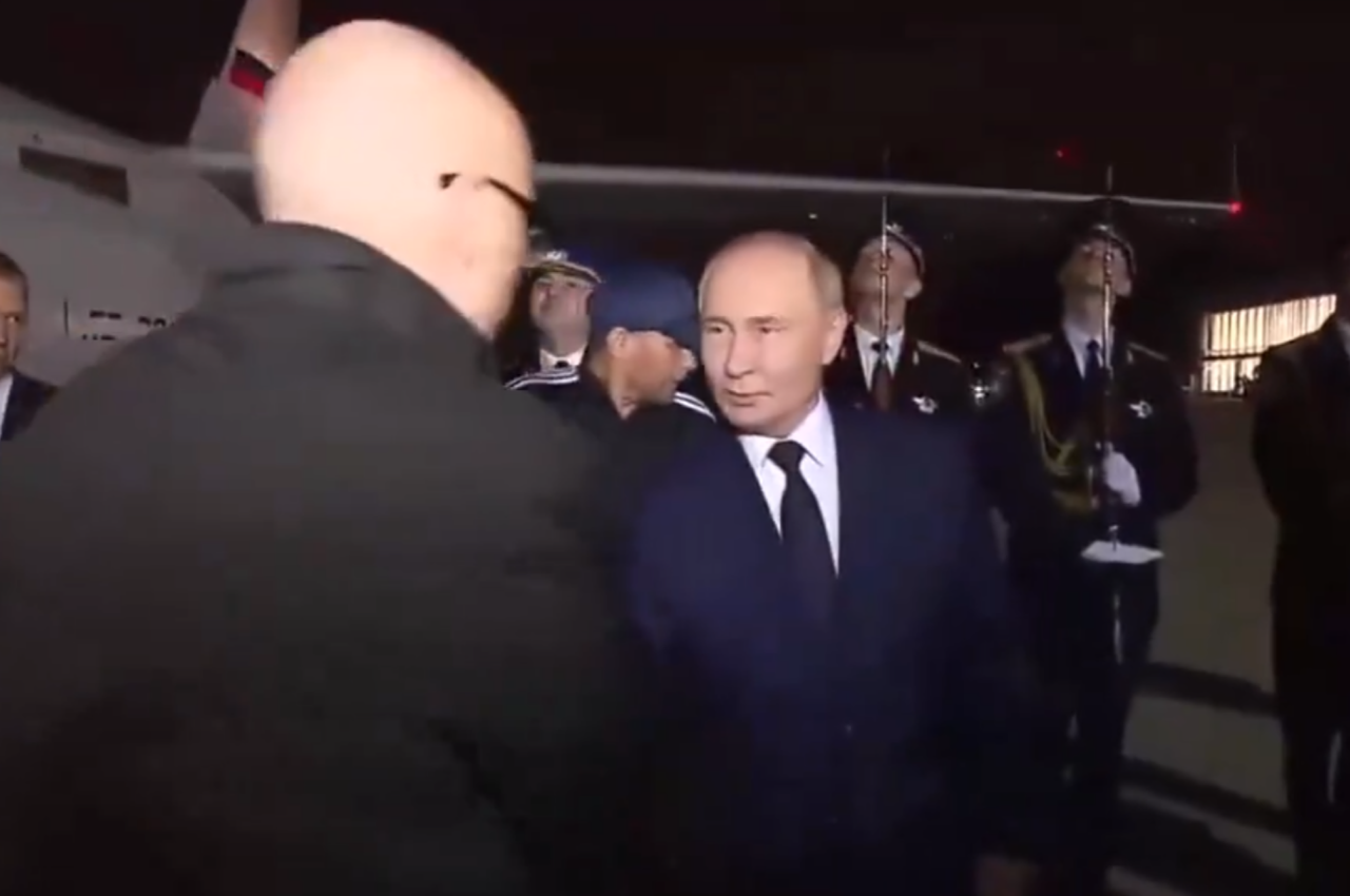 RĂZBOIUL din Ucraina, ziua 891: Putin l-a salutat pe ucigașul Krasikov pe covorul roșu cu cuvintele „Vreau să vă felicit pe toți”