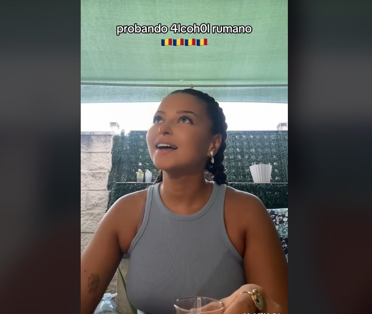 Ce reacție are o tânără din Spania când bea ȚUICĂ pentru prima dată în viață. „Mai trăiești? Să dai un semn!”