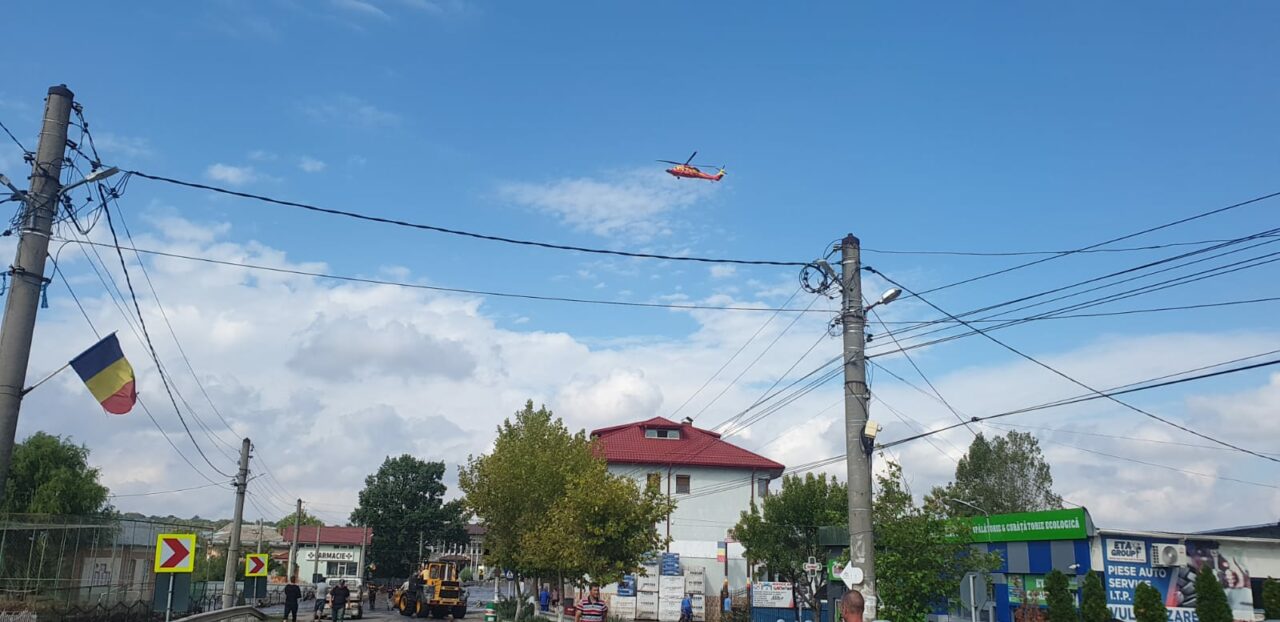 GALAȚI. Localitatea Pechea, sub ape!/Două baraje piscicole au cedat