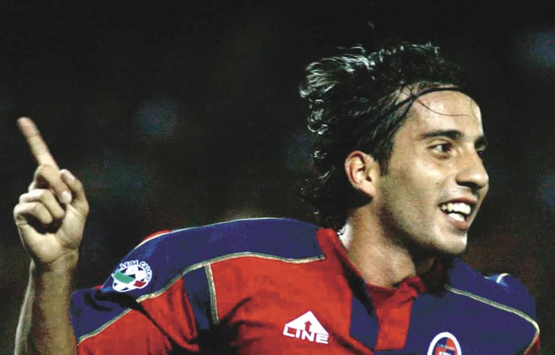 Andrea Capone, fost jucător la Cagliari, a MURIT la 43 de ani. Trupul fotbalistul, descoperit într-o cameră de hotel, după ce fusese la o petrecere