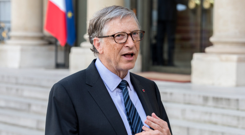 Bill Gates, declarație NEAȘTEPTATĂ: „Nu sunt sigur că aș fi devenit miliardar dacă  aș fi crescut cu smartphone și rețele sociale”
